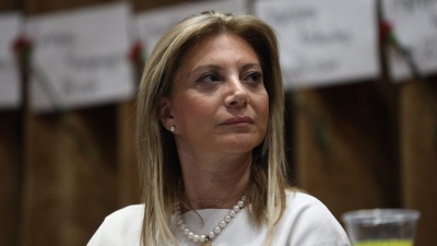 Διευκρινίσεις από Καρυστιανού: Έγινε λάθος, η σωστή λέξη είναι εισβολή - Μετατρέπουν την Ελλάδα σε «αποθήκη ψυχών»