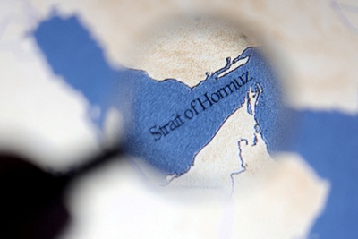 Αλυσοδεμένοι από τον φόβο: Γιατί το Πολεμικό Ναυτικό των ΗΠΑ δεν μπορεί να ανοίξει το Στενό του Hormuz - Όλη η αλήθεια