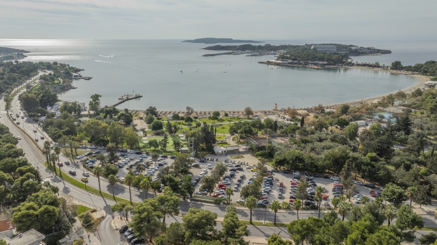 ΕΤΑΔ: Τέσσερις δεσμευτικές προσφορές για τη μίσθωση της Ακτής Βουλιαγμένης