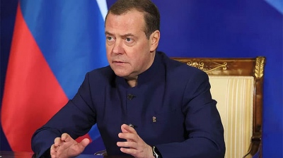 Medvedev: Η Ρωσία να δημιουργήσει μια συμμαχία απέναντι στην παγκόσμια τρομοκρατία