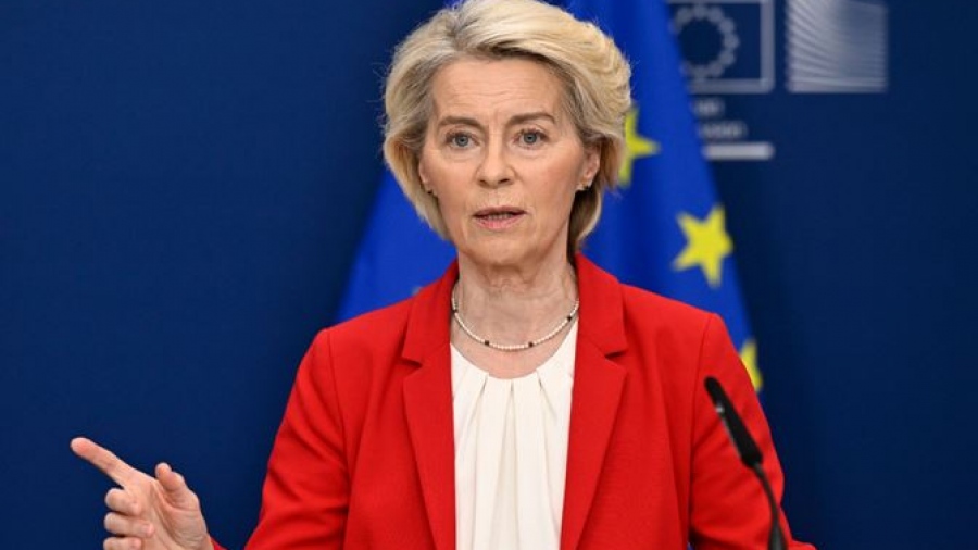 Προκαλεί η Ursula von der Leyen: Να δούμε πως μπορούμε να αξιοποιήσουμε τα 10 τρισεκ. καταθέσεων των Ευρωπαίων