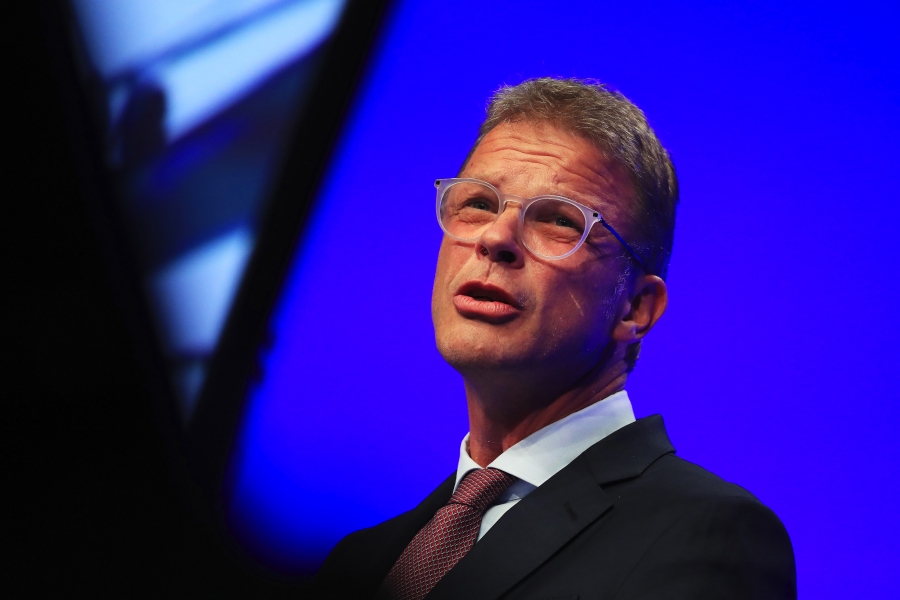 Προειδοποίηση Sewing (Deutsche Bank): Οικονομική καθίζηση εξαιτίας του πολέμου στην Ουκρανία –  Πιο έντονες οι συνέπειες το β’ 6μηνο του 2022