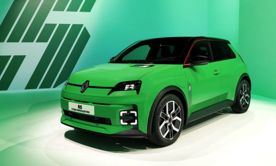 Τις 50.000 παραγγελίες έχει ξεπεράσει το Renault 5 E-Tech