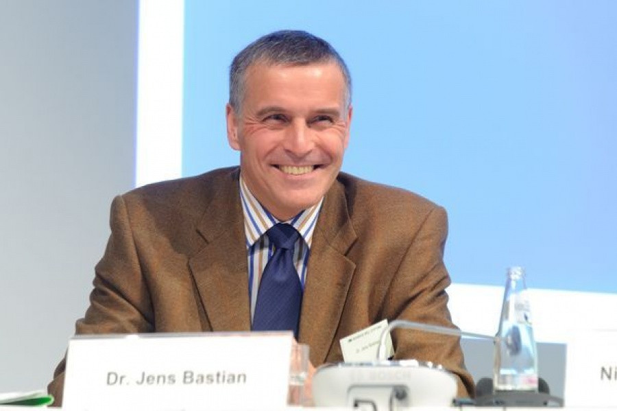 Bastian (Task Force): Καμία άλλη χώρα δεν υπόκεινται σε τόσο αυστηρό έλεγχο όπως η Ελλάδα