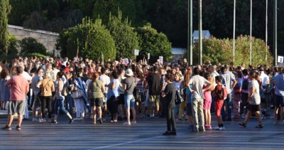 Συγκεντρώσεις σε Αθήνα και Θεσσαλονίκη ενάντια στη χρήση μάσκας στα σχολεία