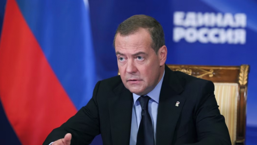 Κεραυνοί Medvedev κατά Δύσης: Οι αποικιοκράτες αντιμετωπίζουν τις χώρες ως «προσωπική τους αυλή»