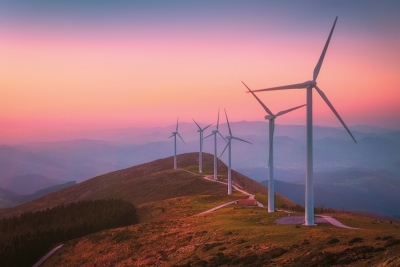 Tο λόμπι των ανεμογεννητριών δεν είναι στο πλευρό μας – Γιατί η μετάβαση στην πράσινη ενέργεια είναι πραγματικά επικίνδυνη