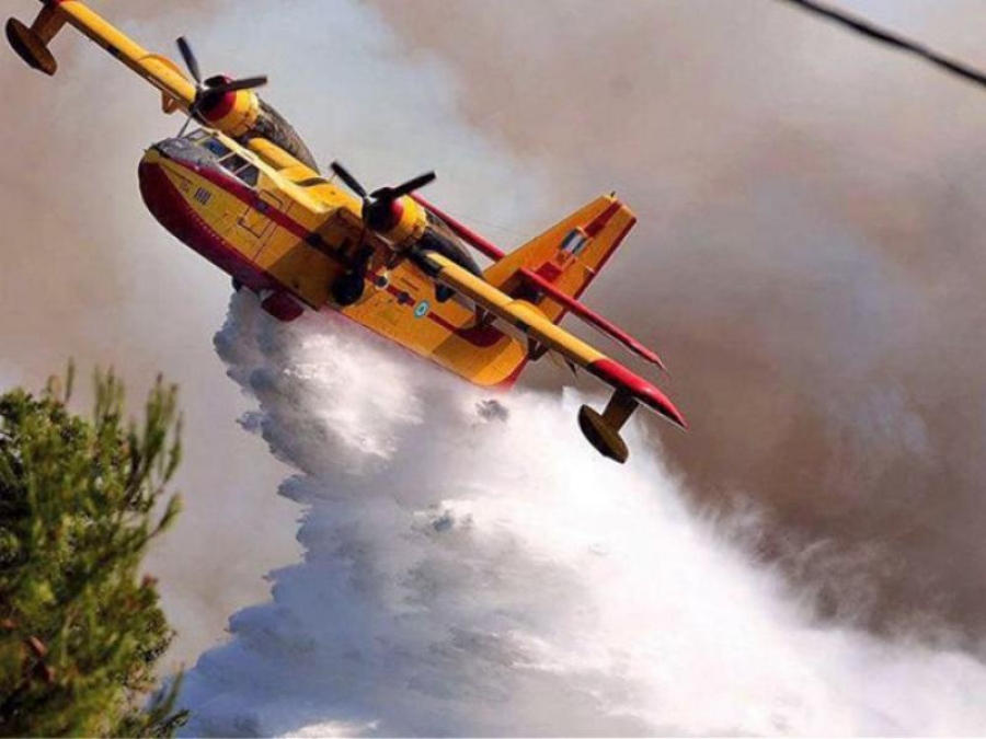 Απίστευτο... χωρίς Canadair η πύρινη μάχη στην Πάρνηθα - Κραυγή από κατοίκους