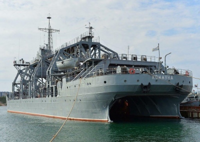 Kommuna: Το 111 ετών ρωσικό πολεμικό πλοίο που υπηρετεί ακόμα, δέχτηκε επίθεση και επιβίωσε