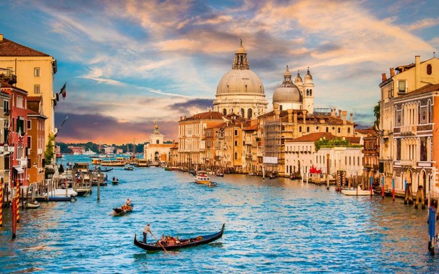 Οικολόγοι: Η Βενετία να ενταχθεί στις πόλεις σε κίνδυνο του ΟΗΕ