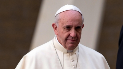 Παπάς Φραγκίσκος: Στηρίζει τον λαό της Μιανμάρ κόντρα στους πραξικοπηματίες