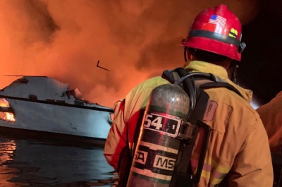 Καλιφόρνια - Σκάφος έπιασε φωτιά - Φόβοι για δεκάδες νεκρούς