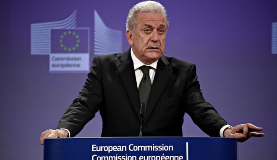 Αβραμόπουλος: Η μεταναστευτική κρίση έχει μετατραπεί σε πολιτική κρίση στην Ευρώπη