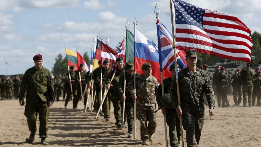 Προκλητική κίνηση από το ΝΑΤΟ - Κινητοποιεί 90.000 στρατιώτες απέναντι στη Ρωσία