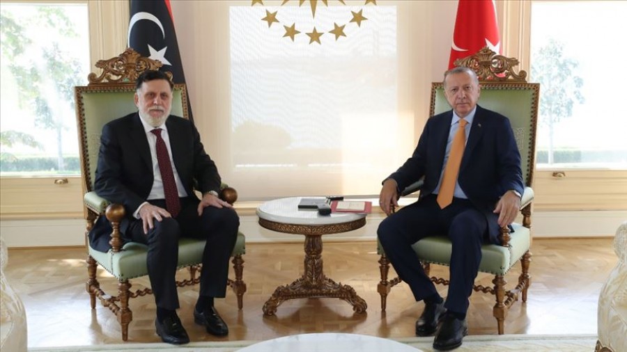 Κεκλεισμένων των θυρών συνάντηση Erdogan – Sarraj για τις εξελίξεις στη Λιβύη