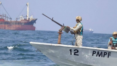 Κατάληψη πλοίου στη Σομαλία: 23 ναυτικοί κρατούνται όμηροι