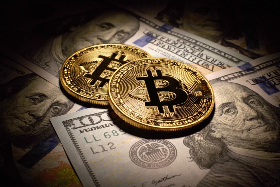 Τα 34.000 δολάρια προσέγγισε το Bitcoin σπάζοντας συνεχή ρεκόρ - Στα 626 δισ η αποτίμηση
