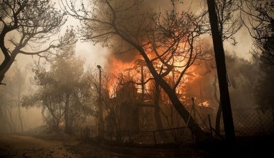 Φονική πυρκαγιά στο Μάτι - Ακόμα μία σορός εντοπίστηκε στο Κόκκινο Λιμανάκι