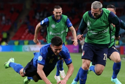 Ιταλία – Αυστρία 2-0: Ο Πεσίνα δίνει (και πάλι) την πρόκριση (video)