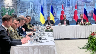 Επέλεξε τη φόρμουλα του πολέμου - Η Ουκρανία παγώνει τις ειρηνευτικές συνομιλίες με τη Ρωσία