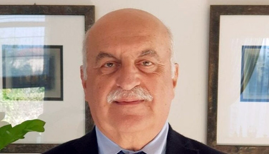 Τζανάκης: Κορύφωση Omicron στις 20 με 25/1 εκτός και αν μας χαλάσουν τη δουλειά τα σχολεία