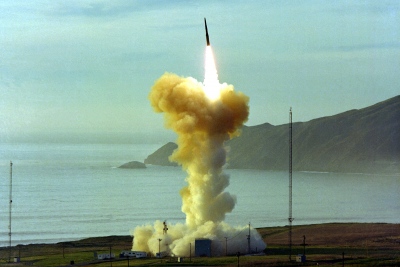 ΗΠΑ: Πραγματοποίησαν δοκιμαστική εκτόξευση διηπειρωτικού βαλλιστικού πυραύλου Minuteman III μετά από προετοιμασία μηνών
