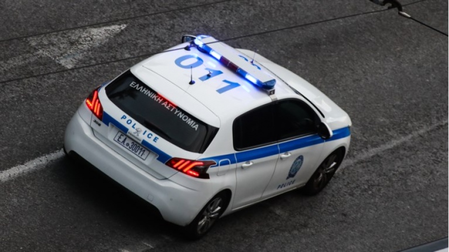 Ηράκλειο: Γυναίκα μαχαίρωσε δύο άτομα και εξαφανίστηκε