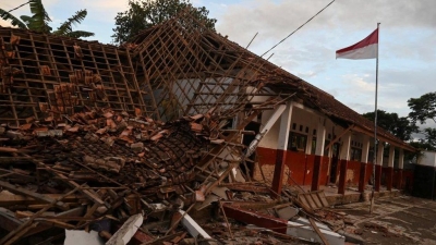 Στους 252 οι νεκροί από τα 5,6 Ρίχτερ στην Ινδονησία – Στους 31 οι αγνοούμενοι
