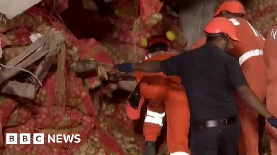 Τραγωδία στην Ινδία: Εργάτες καταπλακώθηκαν από σακιά με πατάτες – Τουλάχιστον 8 οι νεκροί