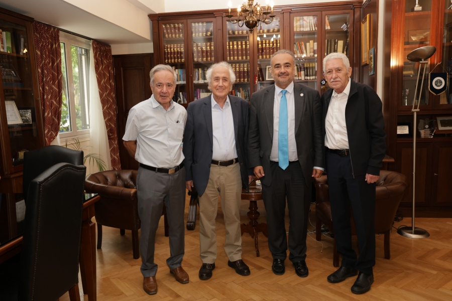 Βερβεσός, Κουβέλης, Ρουπακιώτης, Παξινός: Έχει έρθει η ώρα να επανεξεταστεί ο τρόπος ορισμού των μελών των ανεξάρτητων αρχών