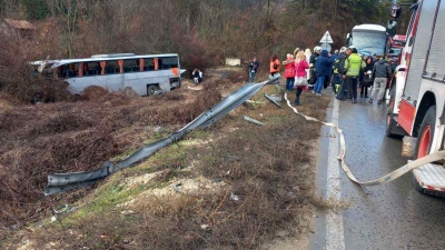 Βουλγαρία: Σύγκρουση λεωφορείου και φορτηγού – Οκτώ Έλληνες και δύο Ρουμάνοι τραυματίες