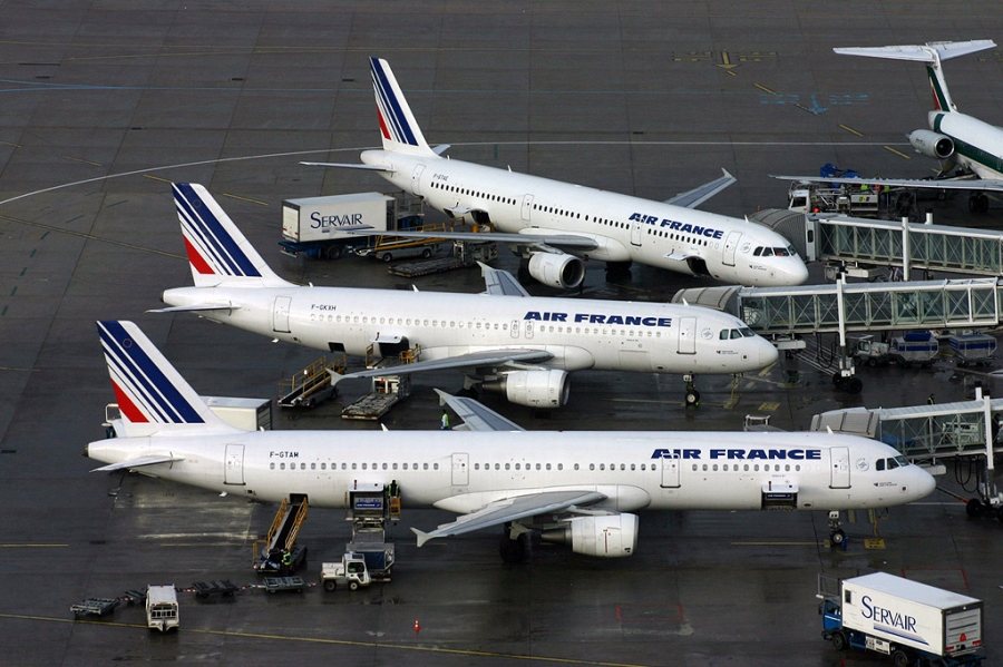 Συμφωνία μαμούθ για τη σωτηρία της Air France διαπραγματεύεται η Γαλλία με την ΕΕ