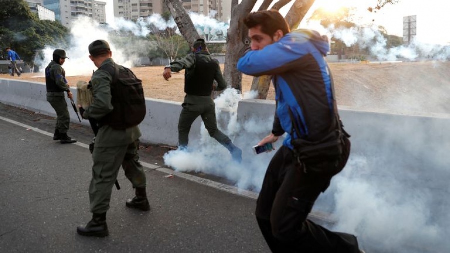 Βενεζουέλα: Αξιωματικός του στρατού τραυματίστηκε από σφαίρα