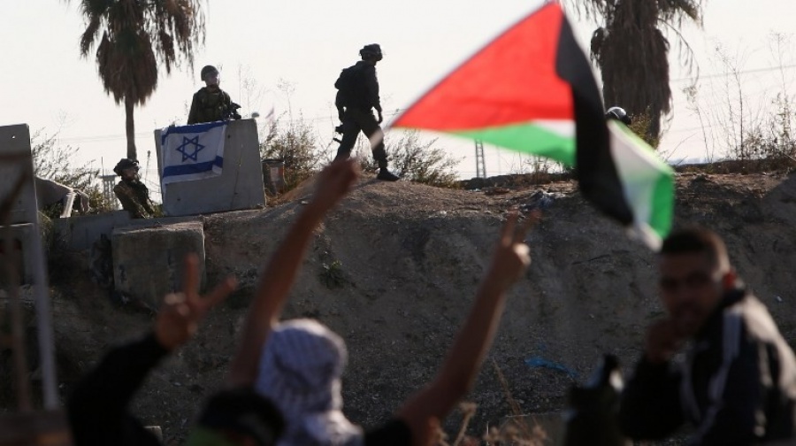 Νέες συγκρούσεις στη Δυτική Όχθη – Τέσσερις Παλαιστίνιοι τραυματίες από πυρά Ισραηλινών