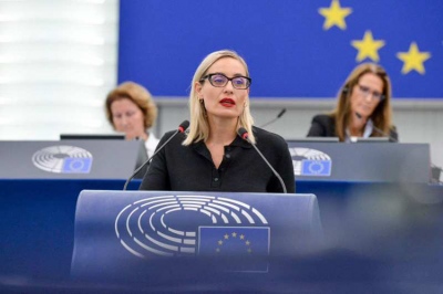 Έξαλλη η Ελεονώρα Μελέτη… στο βήμα του Ευρωκοινοβουλίου – Παρέμβαση σταθμός για τους Ταλιμπάν στο Αφγανιστάν