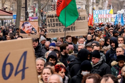 Γαλλία: Σε 4ο κύμα διαδηλώσεων κατά του συνταξιοδοτικού της κυβέρνησης Macron -  Πολυπληθείς οι πορείες