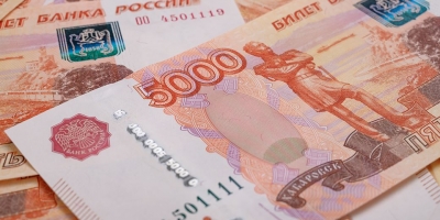 Ρούβλι: Διευρύνει τα κέρδη του το ρωσικό νόμισμα, κάτω από τα 58 δολ.