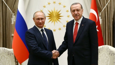 «Σκληρό παιχνίδι» καταλογίζουν στον Putin Τούρκοι αναλυτές, για να εξηγήσουν την αναβολή ταξιδιού του στην Τουρκία