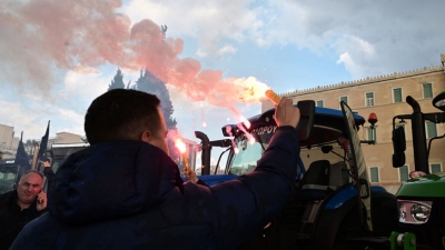 Κόλαση: Στο Σύνταγμα οι Έλληνες αγρότες στις 11 Νοεμβρίου – Τρακτέρ και 4x4 «οπλισμένα» με οργή, γκρεμίζουν το καθεστώς Μητσοτάκη