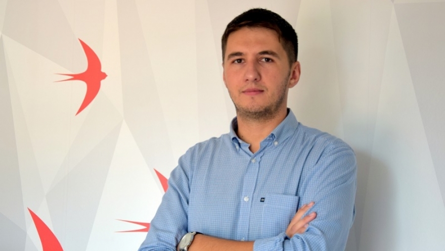 Κριθαρίδης για Εξάρχεια: Νύχτα τρόμου άνευ προηγουμένου – Ο Μητσοτάκης έστειλε ένστολους νταήδες να δείρουν