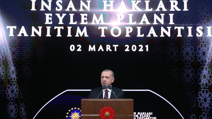 Το Σχέδιο Δράσης για τα Ανθρώπινα Δικαιώματα αποκάλυψε ο Erdogan - «Στόχος μια πιο Δημοκρατική Τουρκία»