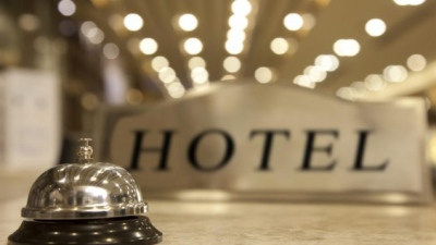 «Πράσινο φως» για ξενοδοχειακές επενδύσεις σε Αντίπαρο και Κουφονήσι