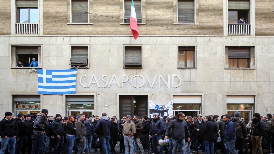 Ξεσηκωμός των πατριωτών στην Ιταλία - Παρέμβαση της CasaPound στη Βουλή των Αντιπροσώπων: Η αριστερά είναι μαφία