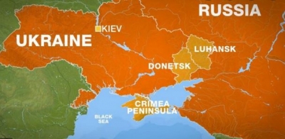 Ουκρανία: Βομβαρδισμοί στη Μαριούπολη - Η Ρωσία ετοιμάζει επιχείρηση αλεξιπτωτιστών