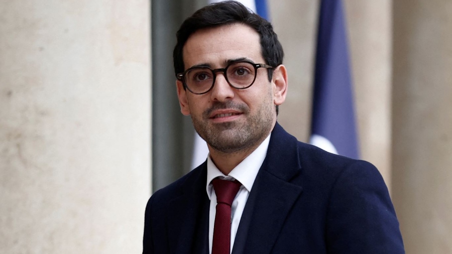 Υπαναχώρηση από Γαλλία: Ο ΥΠΕΞ τώρα υποστηρίζει την αποστολή στρατού στην Ουκρανία «αλλά χωρίς συμμετοχή στη σύγκρουση»