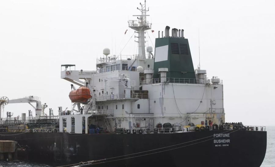 Στήριξη στην Τεχεράνη - Η Κίνα αύξησε τις εισαγωγές πετρελαίου από το Ιράν, μακράν ο κορυφαίος πελάτης