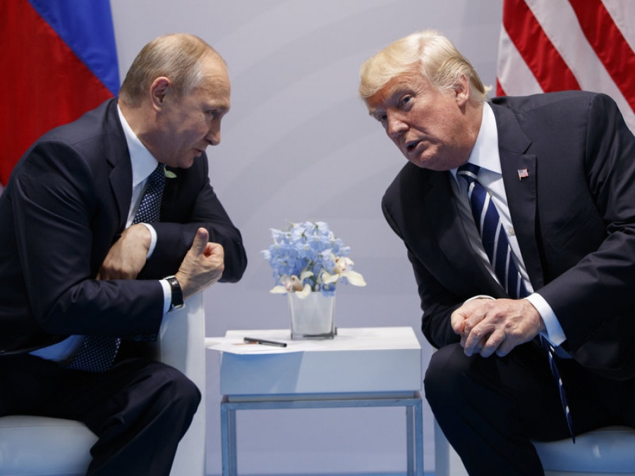 Putin: Θα μπορούσα να συζητήσω με τον πρόεδρο Trump διεθνή ζητήματα και διμερείς σχέσεις