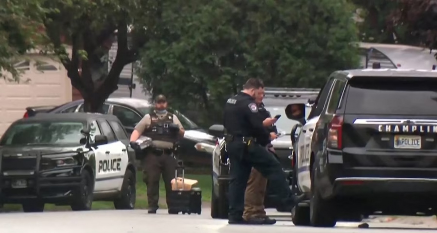 Οσμή εμφυλίου στις ΗΠΑ με πολιτικά υποκινούμενες φονικές επιθέσεις – Νεκρή βουλευτής των Δημοκρατικών στη Μινεσότα, επίθεση και σε Γερουσιαστή