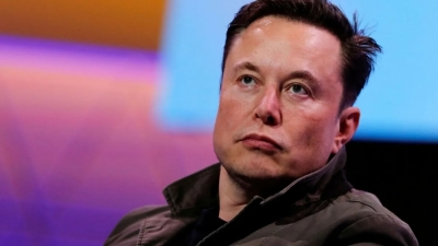 O Elon Musk, συνιδρυτής της OpenAI, προειδοποιεί για τους κινδύνους της τεχνητής νοημοσύνης