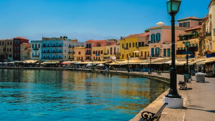 Which?: Ελληνικοί προορισμοί στους top για Βρετανούς - Τι συμβαίνει με τη Μύκονο